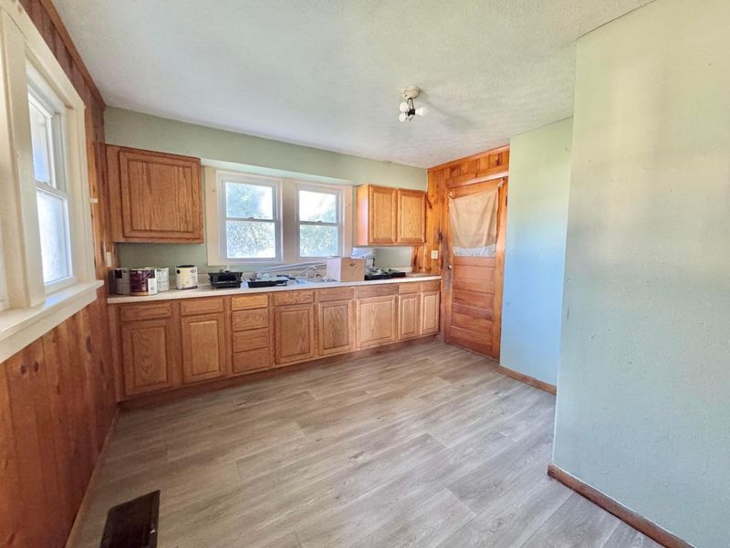 511 W Maple Street , Willard, OH 44890 Photo 7