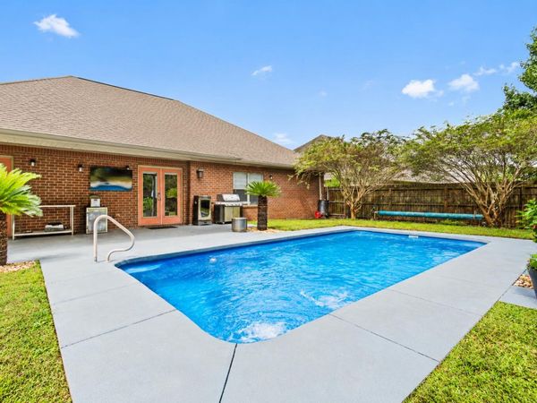 3600 Pearl Court, Navarre, FL 32566