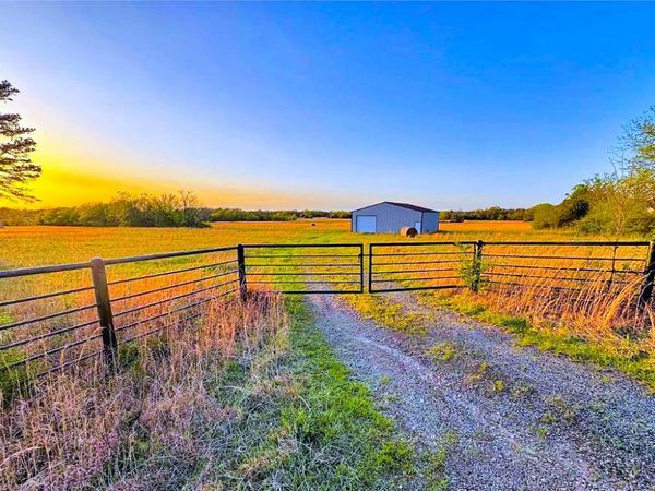 1530 Highway 9 , Eufaula, OK 74432