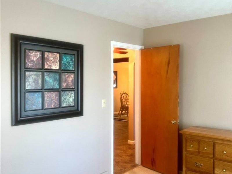5769 Emerson Avenue NW, Champion, OH 44483 Photo 11
