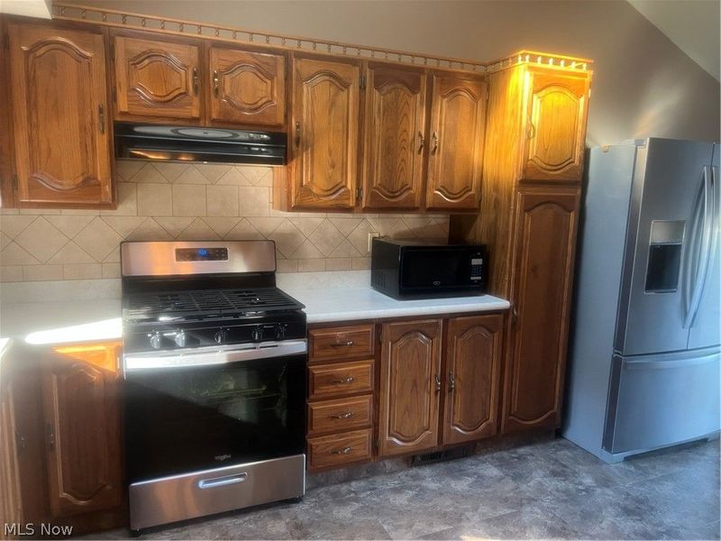 5769 Emerson Avenue NW, Champion, OH 44483 Photo 5