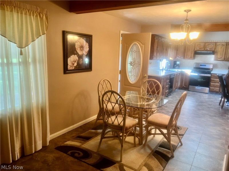 5769 Emerson Avenue NW, Champion, OH 44483 Photo 6