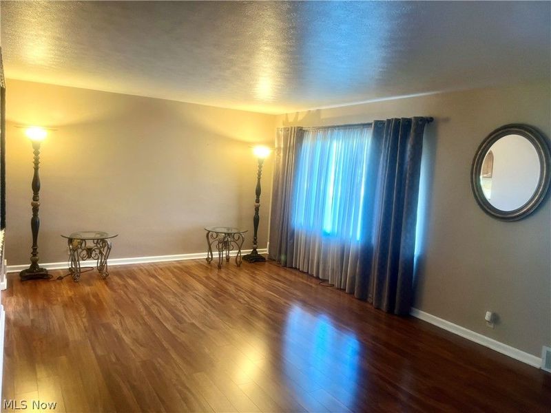 5769 Emerson Avenue NW, Champion, OH 44483 Photo 9