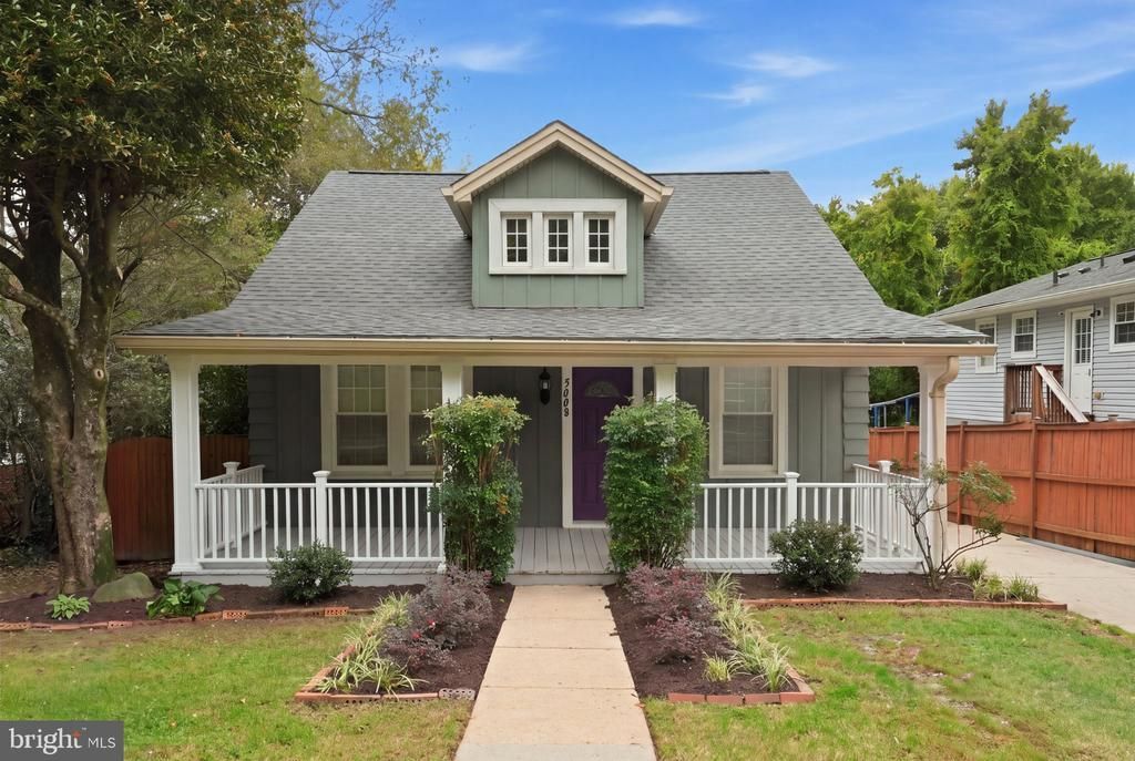 5008 40TH PLACE, HYATTSVILLE, MD 20781
