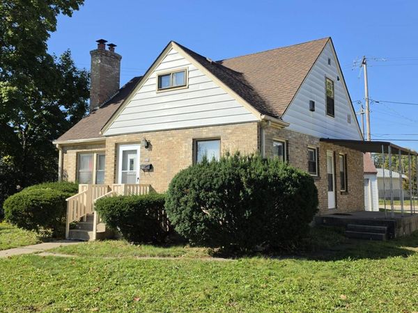 4841 N 67th St, Milwaukee, WI 53218