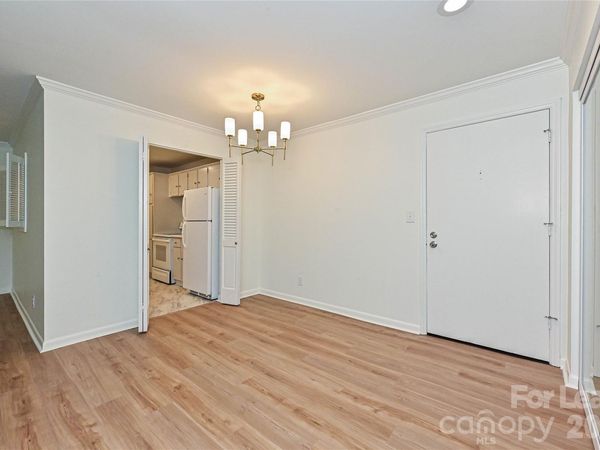 1323 Queens Road, Unit 414, Charlotte, NC 28207