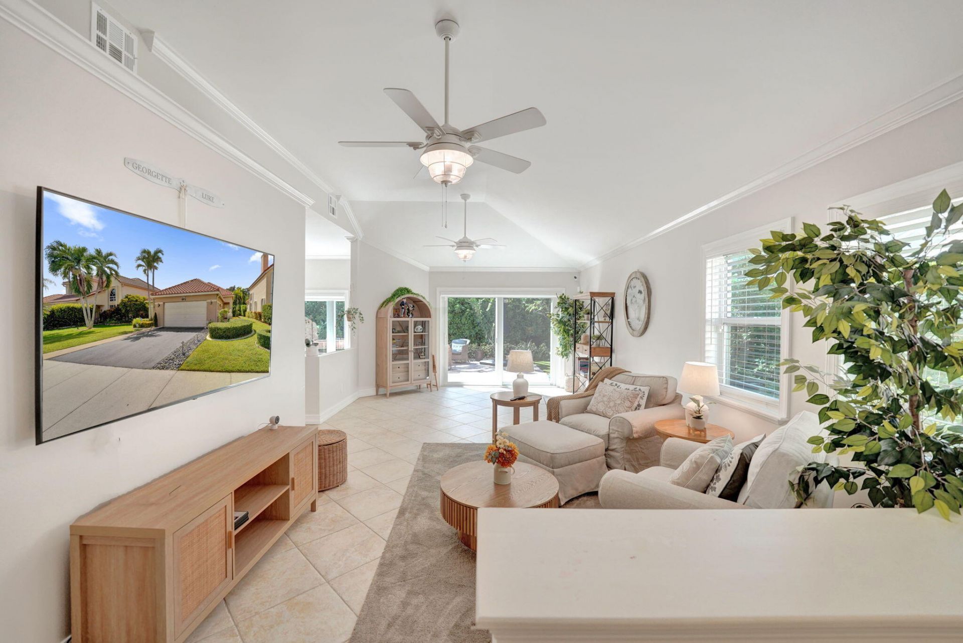 8932 S Lake Park Circle S, Davie, FL 33328 Photo