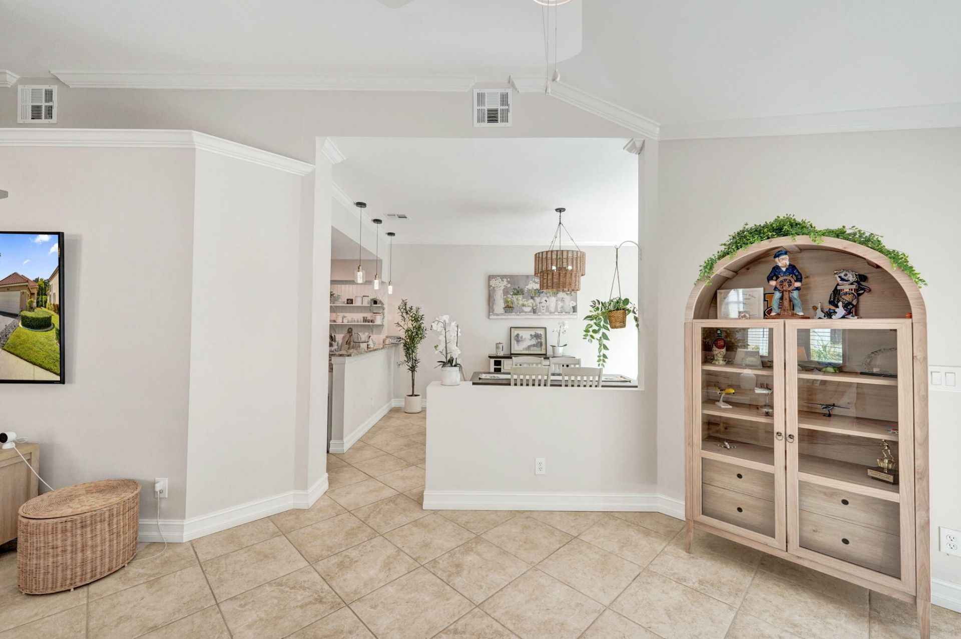 8932 S Lake Park Circle S, Davie, FL 33328 Photo