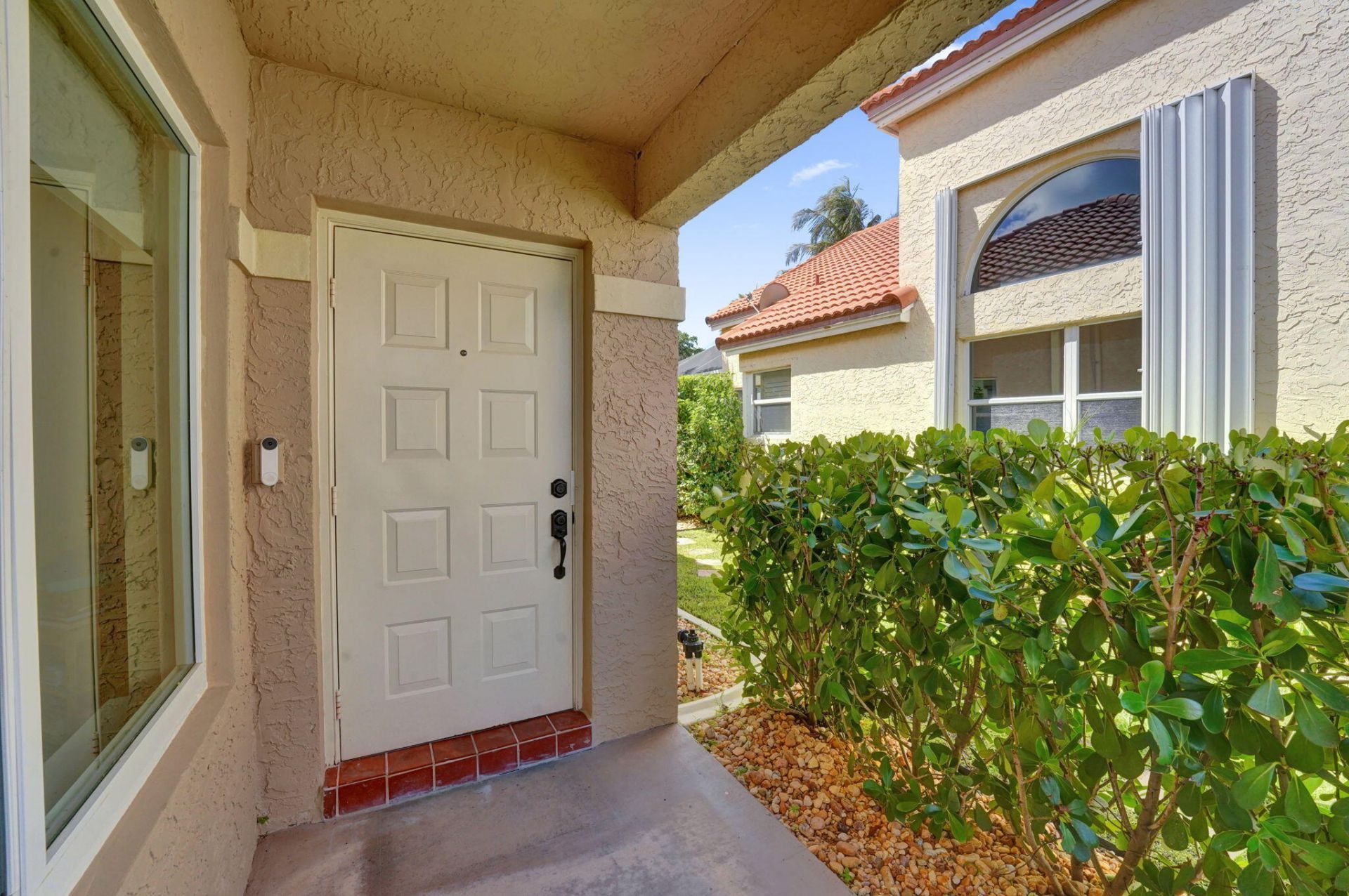 8932 S Lake Park Circle S, Davie, FL 33328 Photo