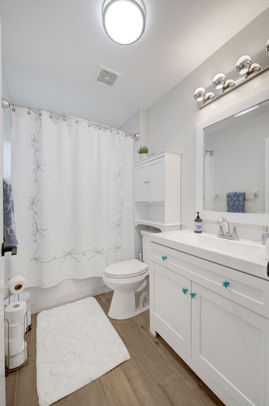 8932 S Lake Park Circle S, Davie, FL 33328 Photo