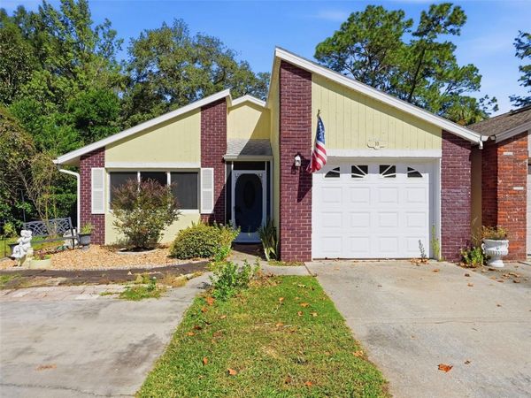 10 CHINABERRY CIRCLE , HOMOSASSA, FL 34446