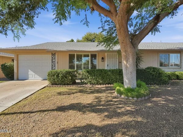 17810 N DEL WEBB Boulevard, Sun City, AZ 85373
