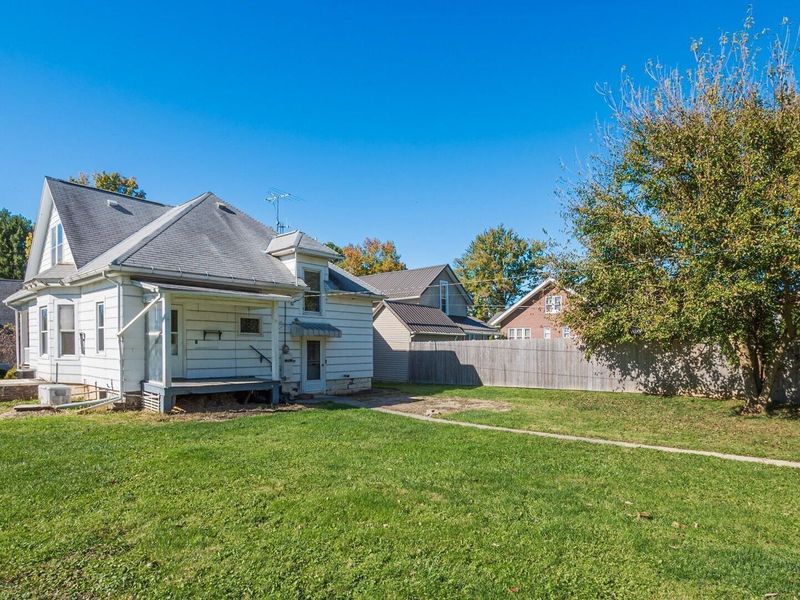 84 S Main Street , Thornville, OH 43076 Photo 3