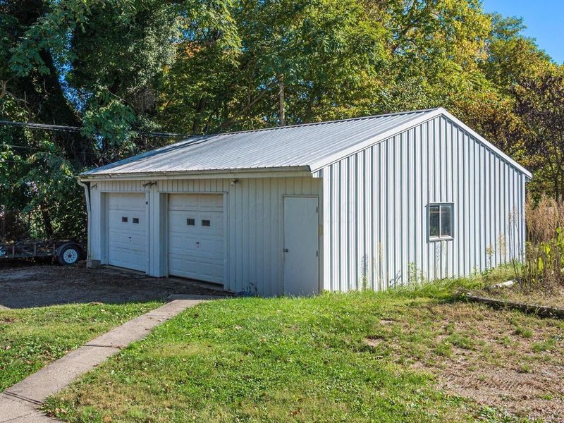 84 S Main Street , Thornville, OH 43076 Photo 44