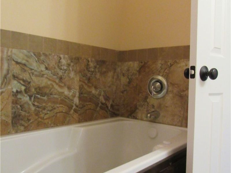 660 Mallard Court, Austintown, OH 44515 Photo 9