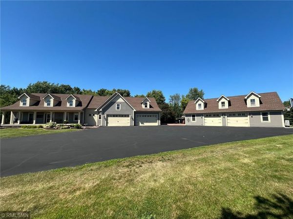 10560 31st Pl NE, Saint Michael, MN 55376