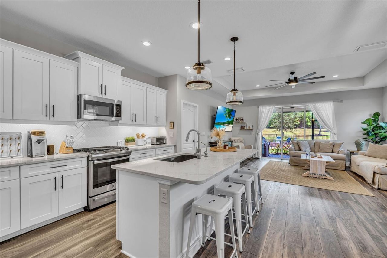 2684 Star Apple Way, Sarasota, FL 34240 Photo