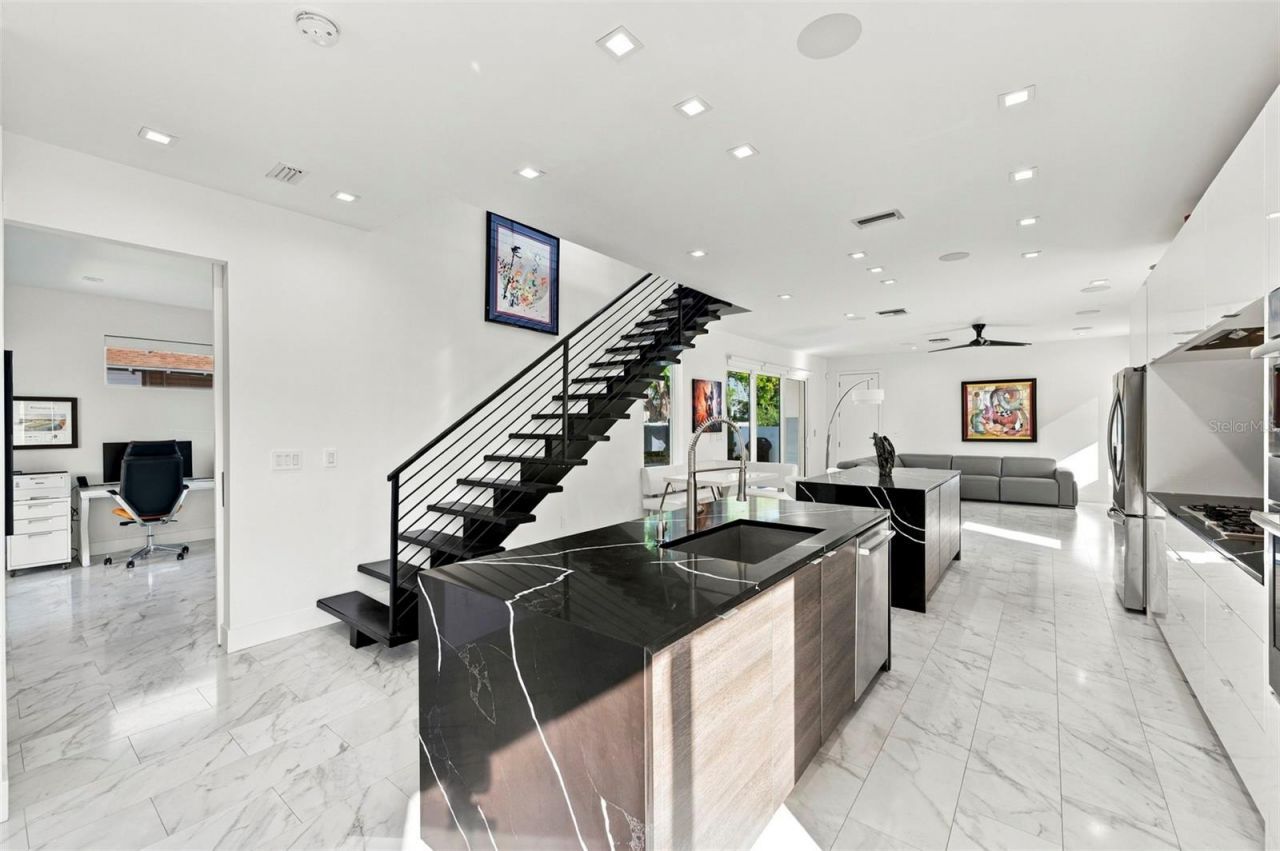 2423 2nd Avenue N, Saint Petersburg, FL 33713 Photo