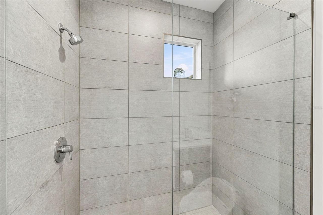2423 2nd Avenue N, Saint Petersburg, FL 33713 Photo