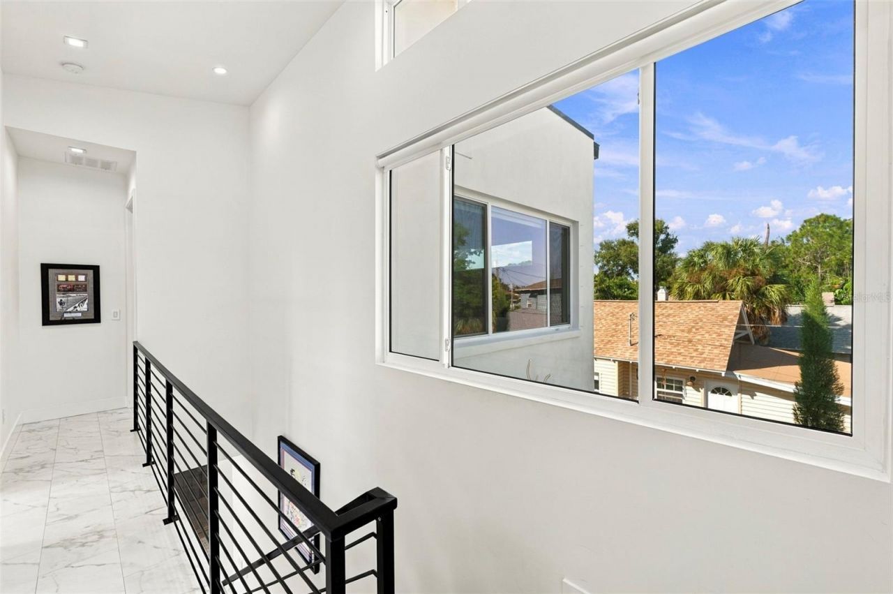 2423 2nd Avenue N, Saint Petersburg, FL 33713 Photo
