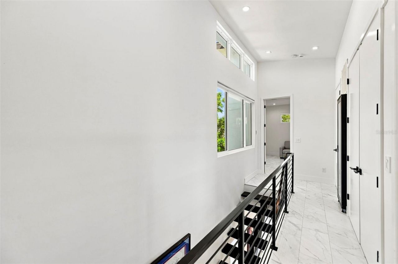 2423 2nd Avenue N, Saint Petersburg, FL 33713 Photo