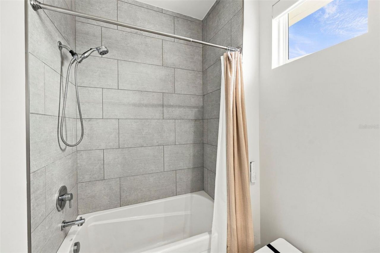 2423 2nd Avenue N, Saint Petersburg, FL 33713 Photo