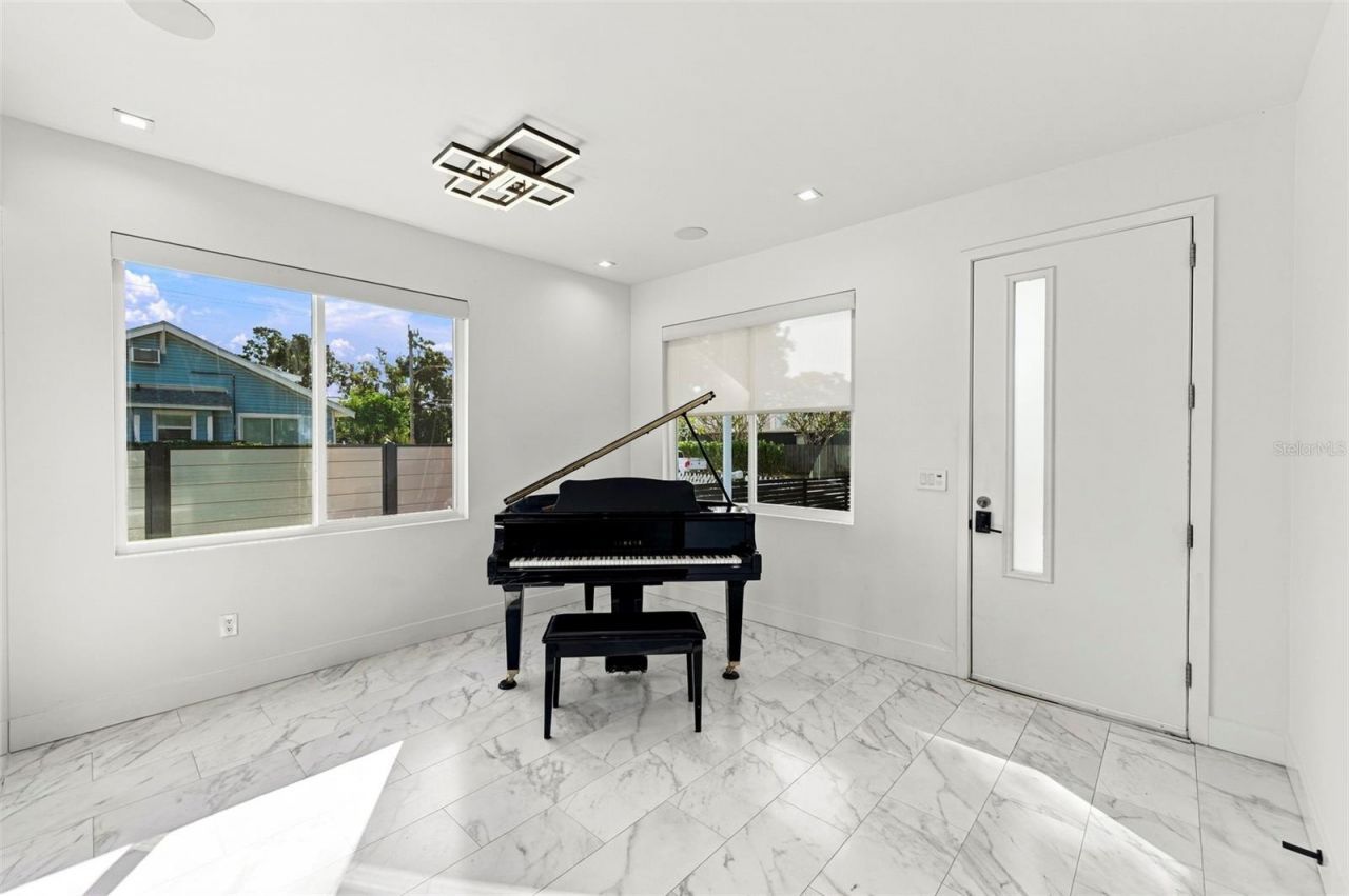 2423 2nd Avenue N, Saint Petersburg, FL 33713 Photo