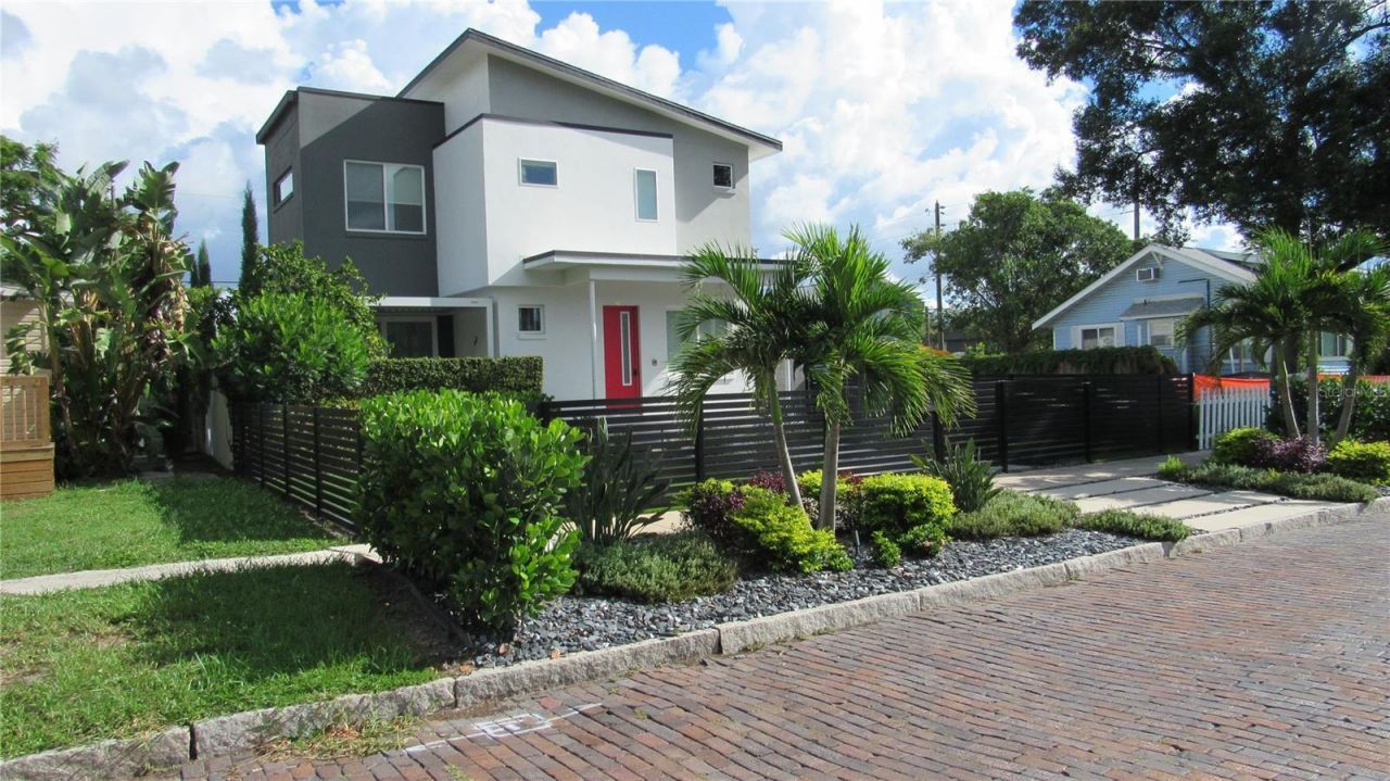 2423 2nd Avenue N, Saint Petersburg, FL 33713 Photo
