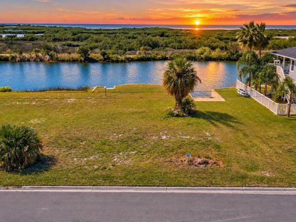 3335 TURKS CAP DRIVE , HERNANDO BEACH, FL 34607