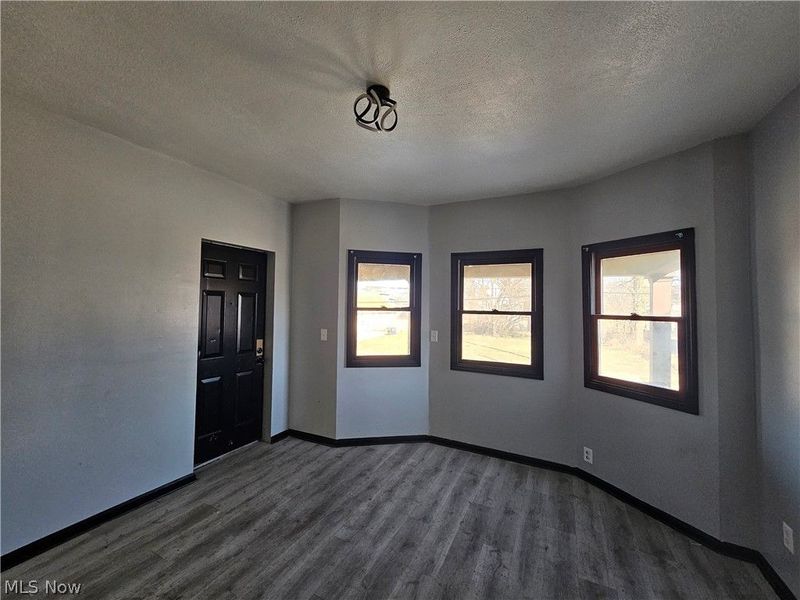 6100 Hough Avenue, Cleveland, OH 44103 Photo 3
