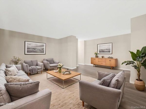 568 Grand Street , Unit J602, New York (Manhattan), NY 10002