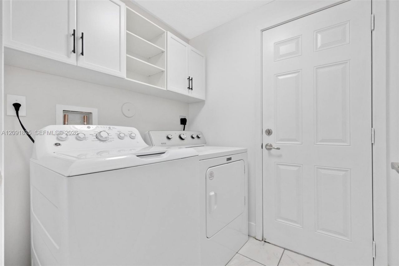 22409 SW 102nd Ave , Miami, FL 33190 Photo