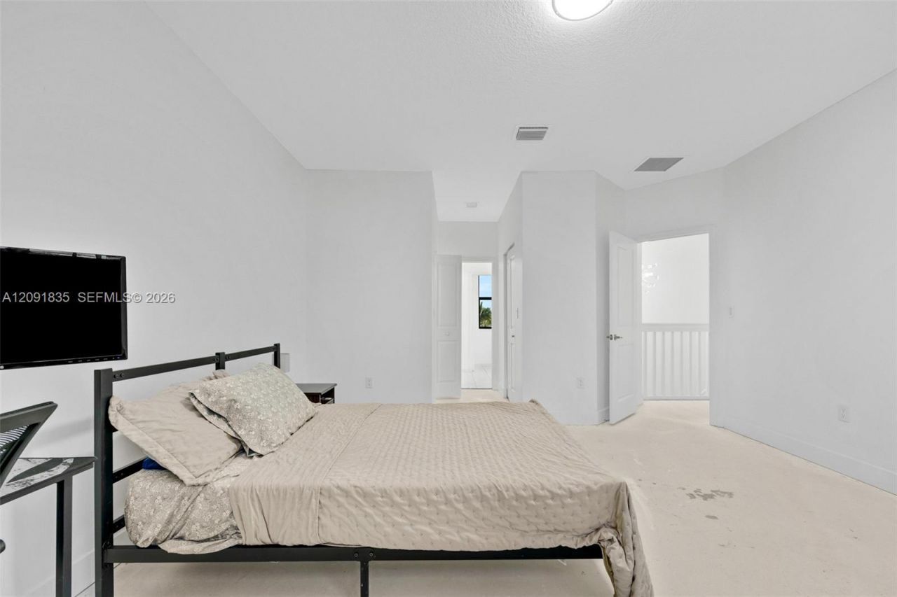 22409 SW 102nd Ave , Miami, FL 33190 Photo