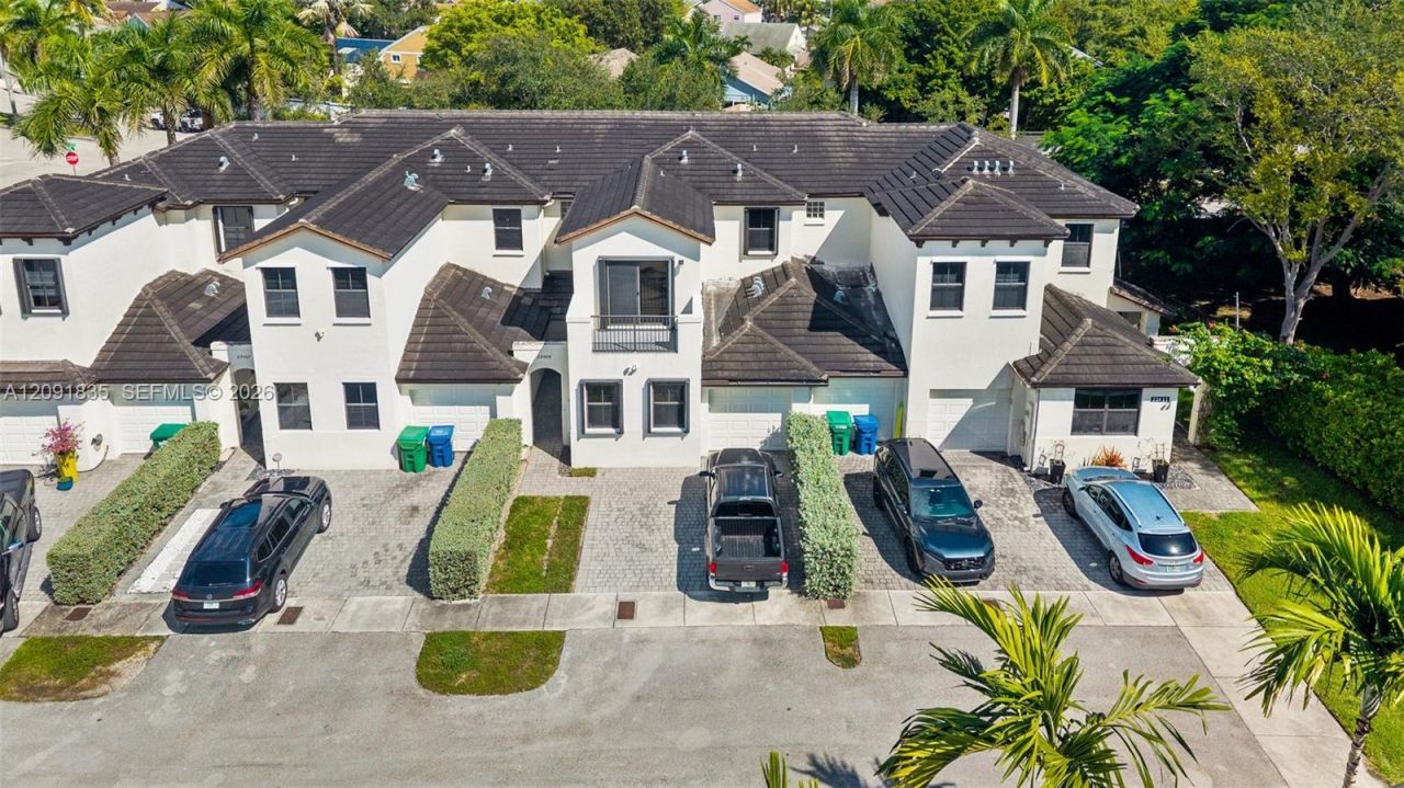 22409 SW 102nd Ave , Miami, FL 33190 Photo