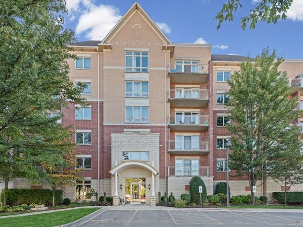 8300 Concord Drive , Unit 603, Morton Grove, IL 60053