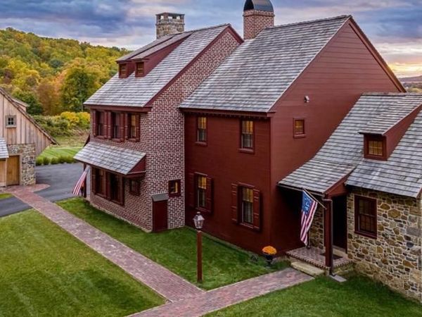 202 PRIVET LANE , ELVERSON, PA 19520