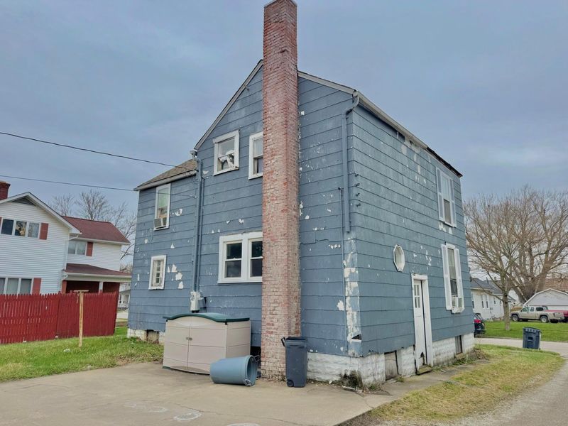 213 Maplewood Street, Willard, OH 44890 Photo 3