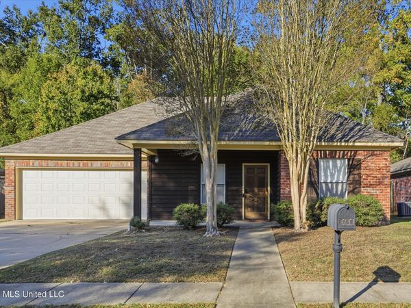 124 Blackstone Circle, Brandon, MS 39047