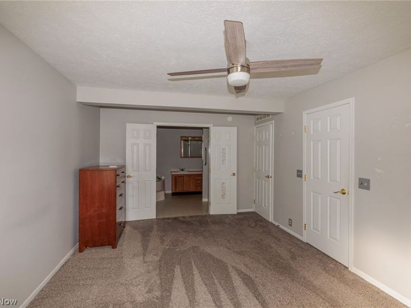 39 Periwinkle Drive, Olmsted Township, OH 44138 Photo 23