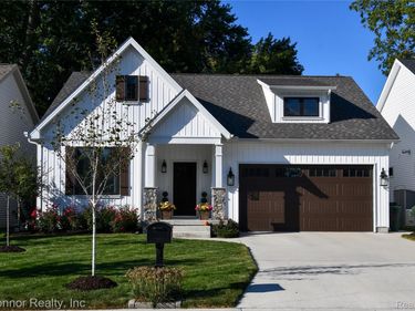 1207 Gator Avenue, Port Huron, Mi 48060