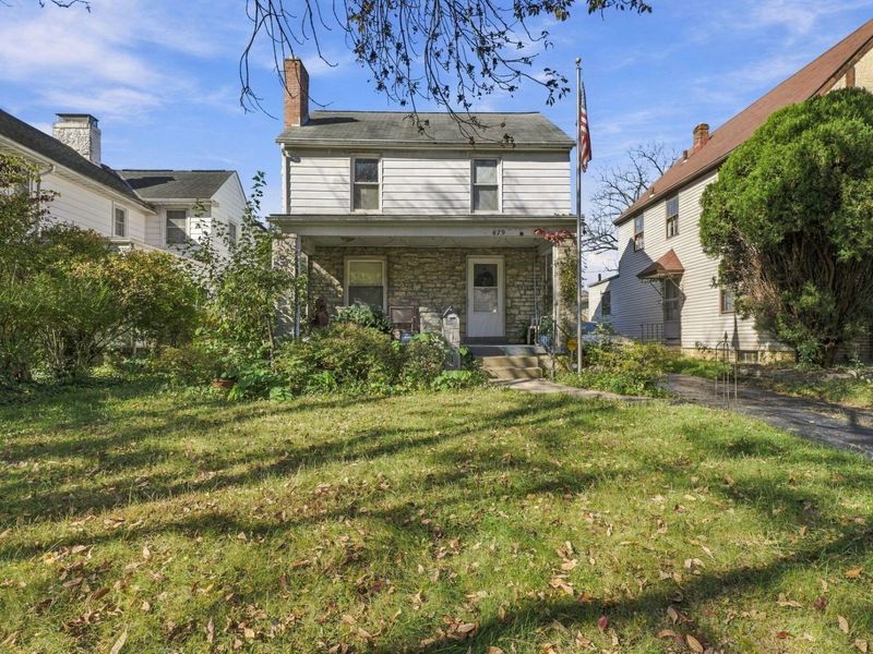 879 Vernon Road, Columbus, OH 43209 Photo 1