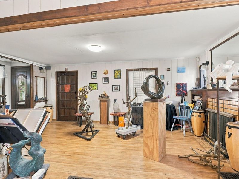 879 Vernon Road, Columbus, OH 43209 Photo 11
