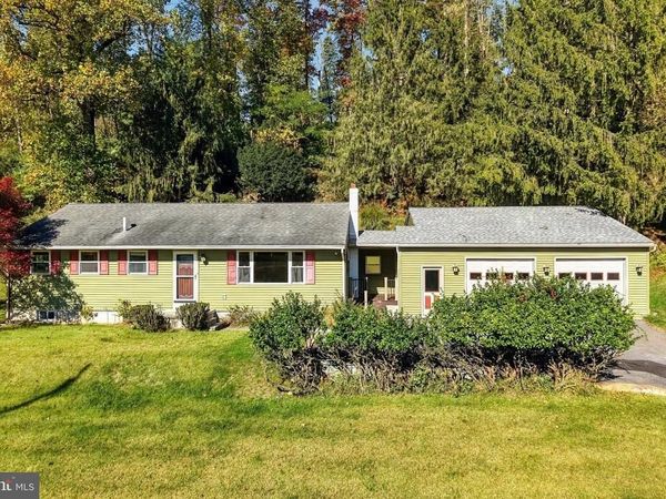 1712 FRIEDENSBURG ROAD, READING, PA 19606