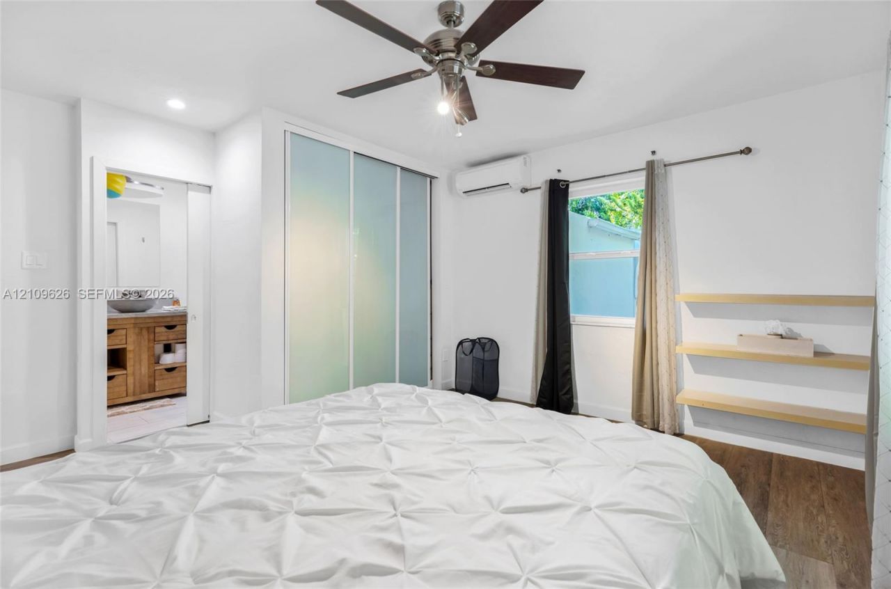 821 84th St , Miami Beach, FL 33141 Photo