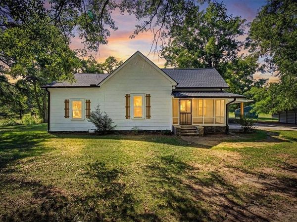 769 Yatesville Road , Barnesville, GA 30204