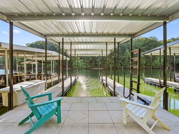 96 Maple Dr , Winchester, TN 37398