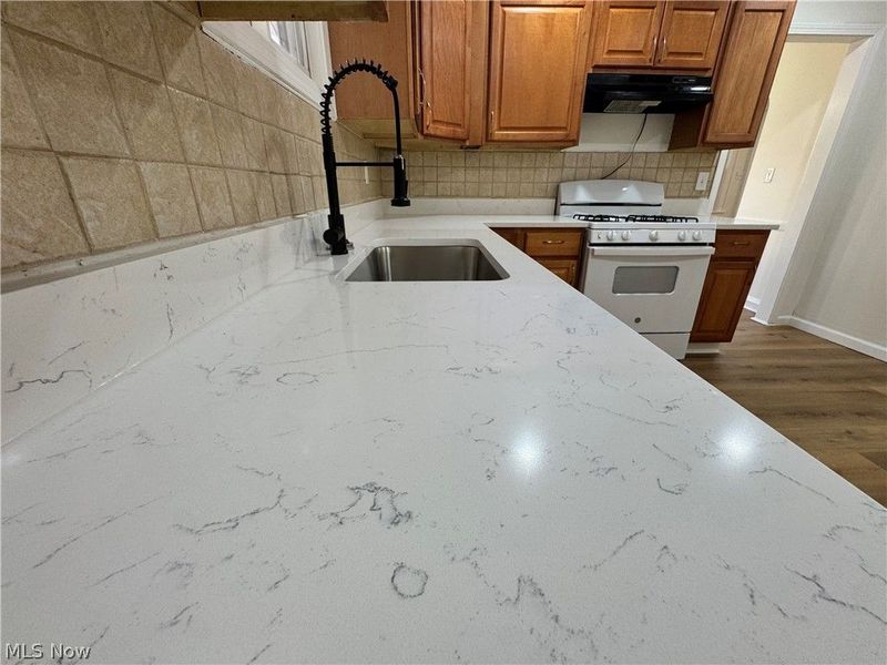 13113 Cranwood Park Boulevard, Garfield Heights, OH 44125 Photo 11
