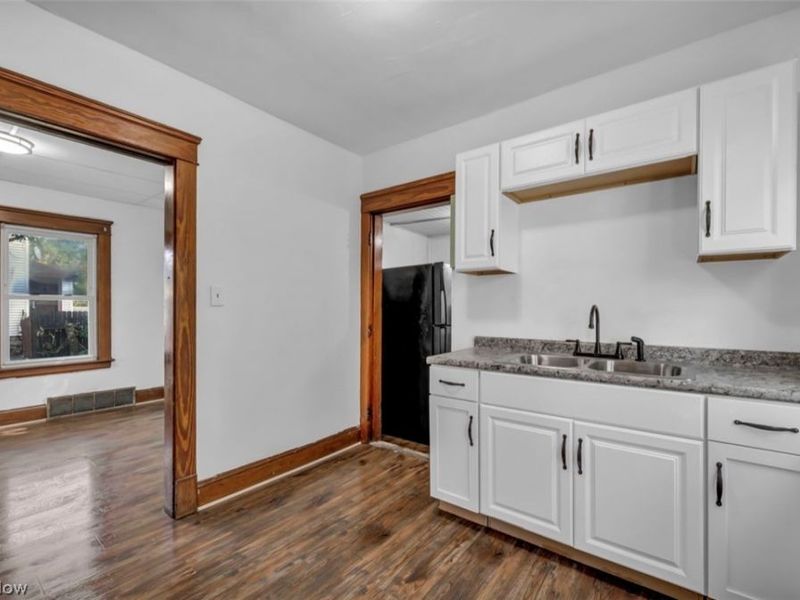 10108 Benham Avenue , Cleveland, OH 44105 Photo 13
