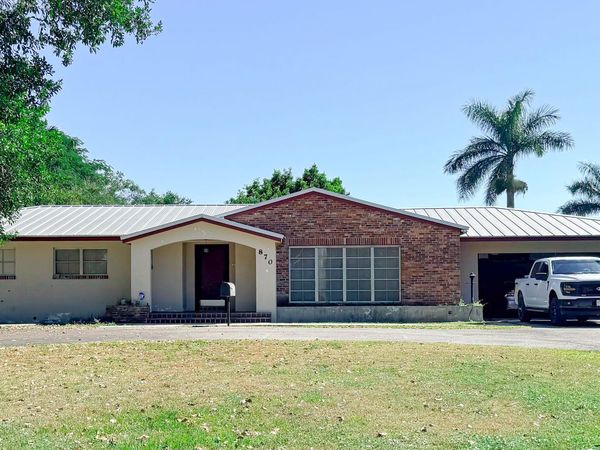 870 E Main Street, Pahokee, FL 33476