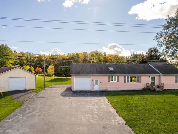 3507 State Route 49, Central Square, NY 13036